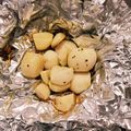milestone★'s cooksnap of when they made お手軽☆ニンニクのホイル包み.