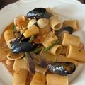 Yokchina's cooksnap of when they made 冷凍シーフードと冷凍野菜のトマトパスタ.