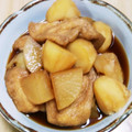 ☆ぽちのおやつ☆'s cooksnap of when they made 大根と油あげとじゃがいもの煮物.