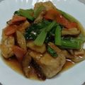 レオミウ's cooksnap of when they made 鮭としめじとちんげん菜の和風ソース炒め.