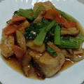 レオミウ's cooksnap of when they made 鮭としめじとちんげん菜の和風ソース炒め.