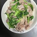 タムカナ's cooksnap of when they made 小松菜と豚肉のにんにく醤油炒め.