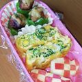 えりこ82☆'s cooksnap of when they made お弁当に♪りんごの飾り切り◇格子◇.