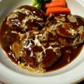 ☆さぶ☆☆'s cooksnap of when they made デミグラス缶で！本格的な煮込みハンバーグ.