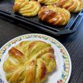 ♪Key♪'s cooksnap of when they made 栗の甘露煮～☆手捏ね編みパン★改良版★.