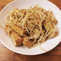 呑み食いずぼらママ's cooksnap of when they made 厚揚げ＆もやしの焼肉マヨ炒め♡.