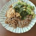 かわゆう1211's cooksnap of when they made アボカドとしめじの納豆焼き蕎麦.