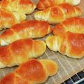 チェビス's cooksnap of when they made 基本のふわふわバターロール☆HB簡単.