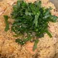 やよい・M's cooksnap of when they made 塩鮭で簡単炊き込みご飯.