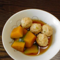 みるもか。's cooksnap of when they made かぼちゃとつくねの煮物.