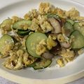 クック81NK9U☆'s cooksnap of when they made ズッキーニ、椎茸のにんにく卵炒め.