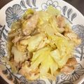 yuk1yukiki's cooksnap of when they made 鶏肉とキャベツのめんつゆ＆バター炒め.
