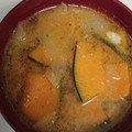 TAM☆CUBE's cooksnap of when they made 南瓜とタマネギの味噌スープ.