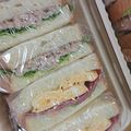 2児ママみきてぃ's cooksnap of when they made ベーコンエッグレタスサンドイッチ.