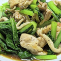 ゆけり３兄弟's cooksnap of when they made 鶏もも小松菜、しめじの中華オイスター炒め.
