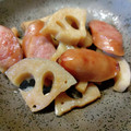 ばたみそーぱん☆'s cooksnap of when they made お弁当にも♪蓮根とウインナーの甘酢炒め.