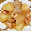 vabochan's cooksnap of when they made 簡単☆じゃがいもと大根とウインナーの煮物.