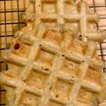 Blue's cooksnap of when they made クランペットはワッフルメーカーが正解.