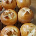 yumelon88's cooksnap of when they made 簡単！てごねのクリームチーズパン.