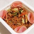 私市ビッキーズ津門巳's cooksnap of when they made “ハムニラもやしきゃべつカップ焼きそば”.