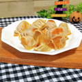 KBBキッチン☆'s cooksnap of when they made 餃子の皮で＊りんごパイ風.