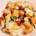 私市ビッキーズ津門巳's cooksnap of when they made ウインナー揚げ々玉ゆず胡椒ニラもや焼飯風.