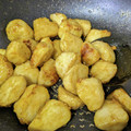 yasumajo's cooksnap of when they made 病みつき♪里いものほくほくマヨポン絡め.