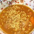 acchiＱＱ's cooksnap of when they made 残りのカレーでカレーラーメン.