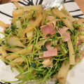 もか75's cooksnap of when they made 豆苗とじゃがいものカレー炒め.