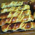 かわはぎﾛｰﾙ's cooksnap of when they made ふわもち！さつまいもねじりパン《簡単》.