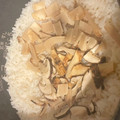 yarhag's cooksnap of when they made 白だしで簡単♪松茸ご飯.