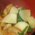 すみれおばさん's cooksnap of when they made 手早くもう一品♪カブと車麩の白だし煮.