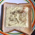 ふーちゃんとエレビー's cooksnap of when they made 我が家の朝食☆ペッパー＆チーズトースト.