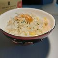 Kayadehutt's cooksnap of when they made 炊飯器にのせるだけ★んまい！えびピラフ♪.