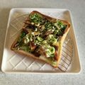 ＊なみへい＊'s cooksnap of when they made 塩さばそぼろの柚子葱ごまトースト.