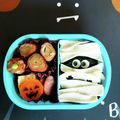 景と浩's cooksnap of when they made チーズのミイラおにぎり弁当☆キャラ弁.