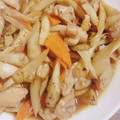 ＊ももちぃ＊'s cooksnap of when they made 鶏肉とごぼうのしぐれ煮.