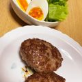 なっつ湯〜's cooksnap of when they made 最速のハンバーグ。肉・塩・胡椒・砂糖だけ.