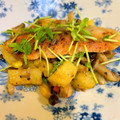 Mamichan4's cooksnap of when they made 秋鮭ときのことじゃがのバター醤油炒め♡.