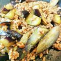 ふうゆりママ's cooksnap of when they made 簡単！大量消費♪茄子のそぼろあんかけ炒め.