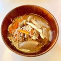 azbjbn's cooksnap of when they made 人参と大根としめじの味噌汁。簡単です。.