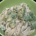 byr055's cooksnap of when they made アボカドとクリチの北海道♪パスタ.
