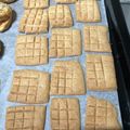 冷蔵庫レスキュー隊's cooksnap of when they made ビニール袋で♡塩バニラのサクほろクッキー.