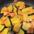 クックUZBA6P☆'s cooksnap of when they made かぼちゃとベーコンのカレースパイシー炒め.