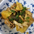 もりなみ's cooksnap of when they made 秋鮭ときのことじゃがのバター醤油炒め♡.