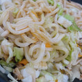 りりこっつぁ☆'s cooksnap of when they made 焼きうどん♪簡単シーフードしょうゆ味.
