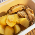 たかゆきママ's cooksnap of when they made 鶏手羽中とじゃがいもの煮物.