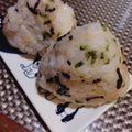 ひっこ's cooksnap of when they made おにぎり　～シソの実＋塩昆布～.