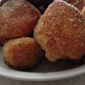 子供ネギ星人's cooksnap of when they made 材料３つ★劇的ドーナツ！.