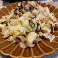 akarin26's cooksnap of when they made ☆★キャベツと塩昆布、鰹節の卵炒め☆★.